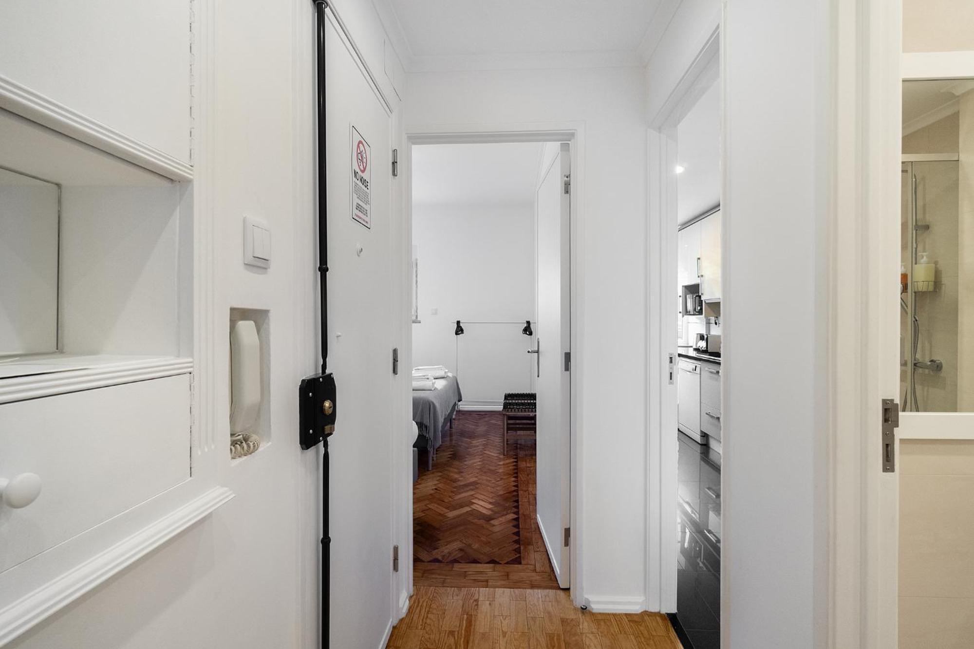 Whome Peaceful Alges Family Home Away From City Noise Экстерьер фото